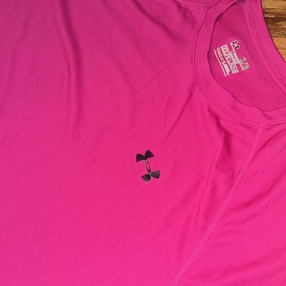 Under Armour Heatgear Loose Coupe Breast Cancer Susan Pink Top Shirt Tee XL - Picture 3 of 5